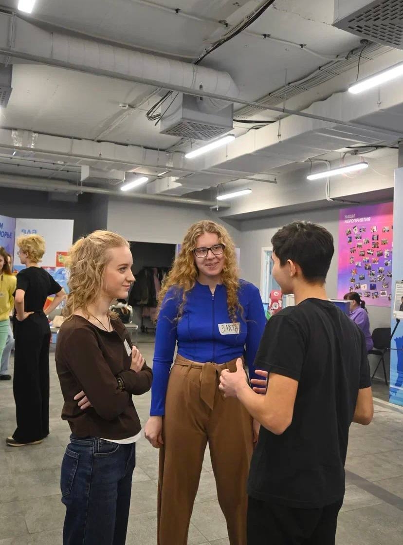 Наши студенты покоряют Школу Волонтёров