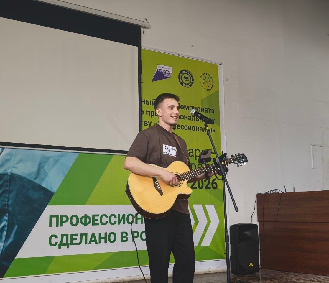 Как в КМТ поздравили прекрасных дам