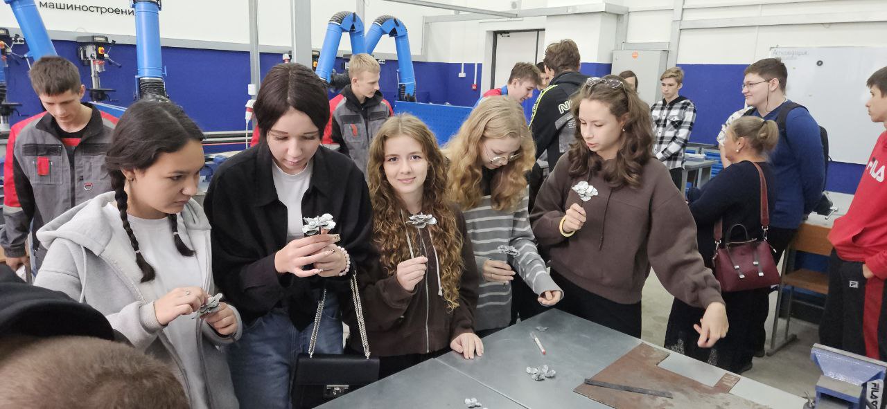 Единый день открытых дверей «Профессионалитета»: масштабное погружение в мир профессий!