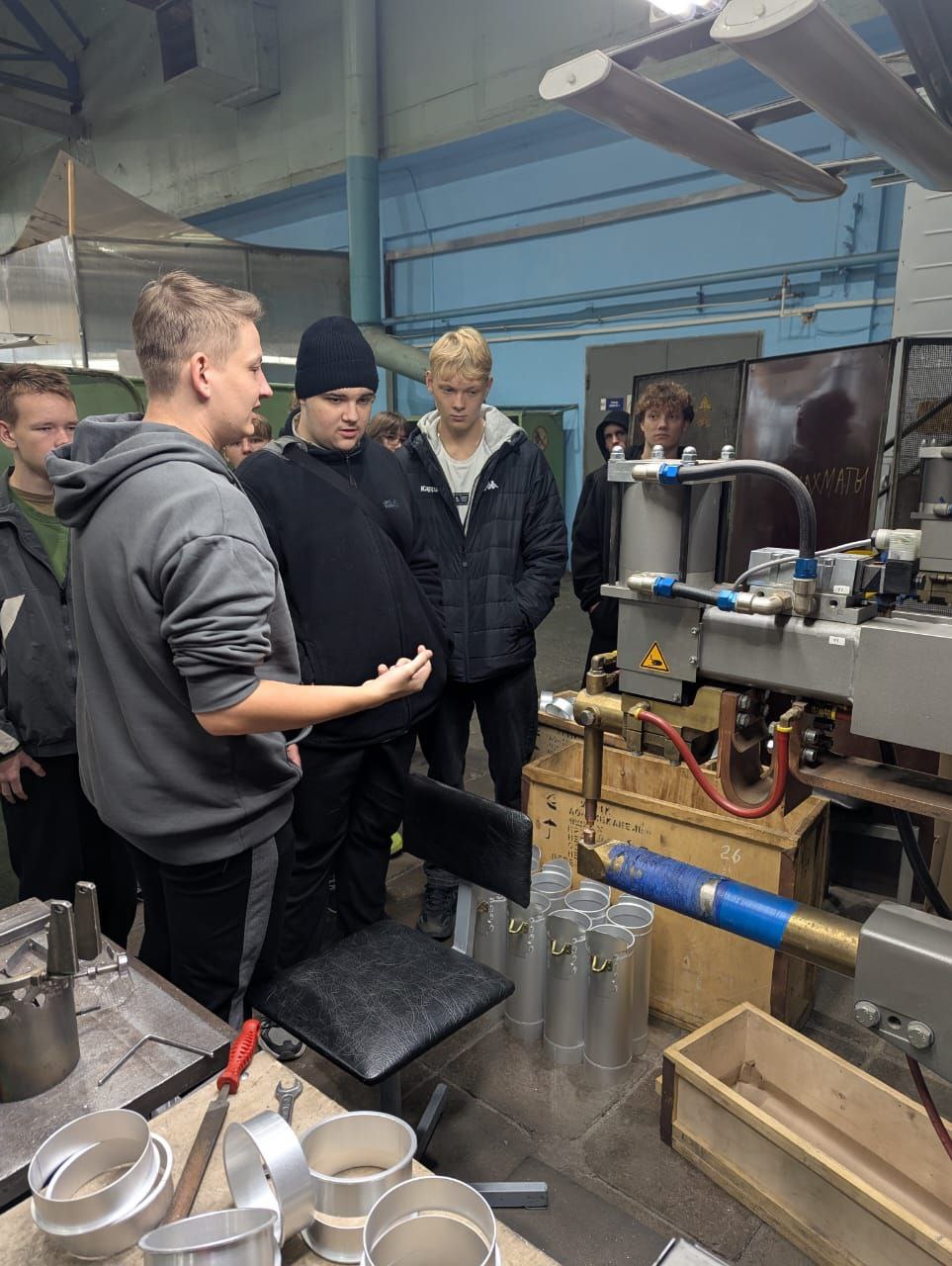 Экскурсия на завод «Дальприбор»: первые шаги в профессии!